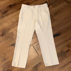 NWOT mens Walter Hagen khaki slacks/golf pants, size 36/30 in perfect condition